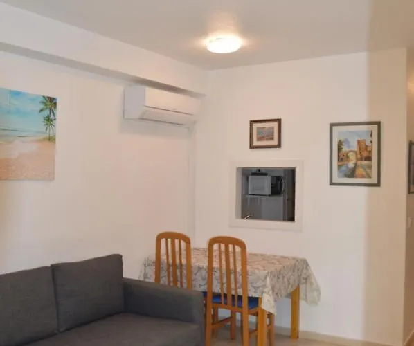 דירה Gemelos Iv Loysan Apt. With Pool בנידורם